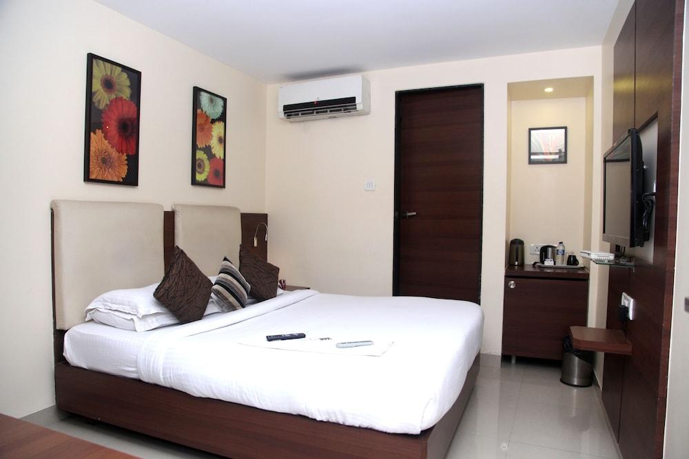 Hotel Concord Galaxy Mumbai Luaran gambar