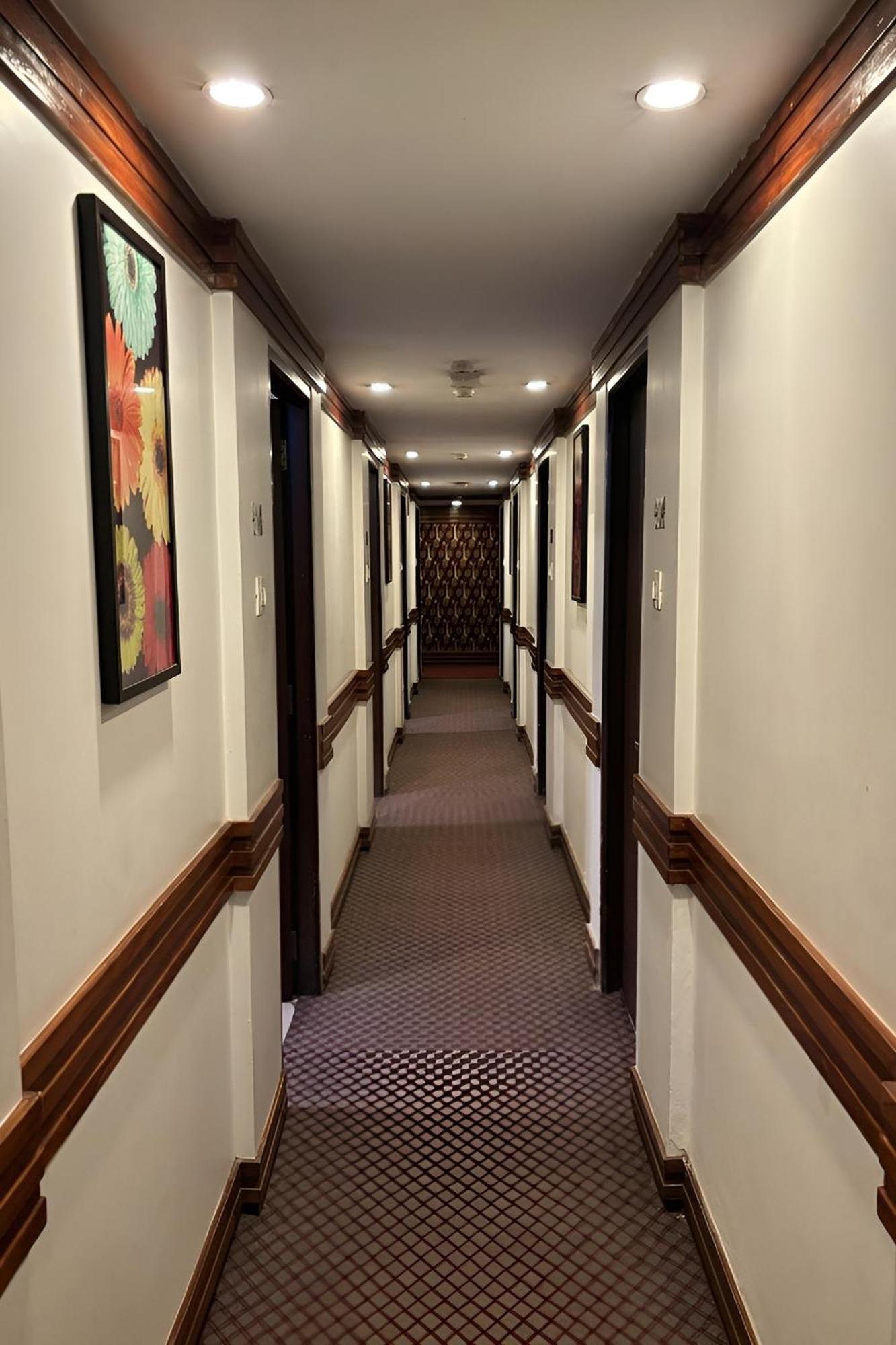 Hotel Concord Galaxy Mumbai Luaran gambar